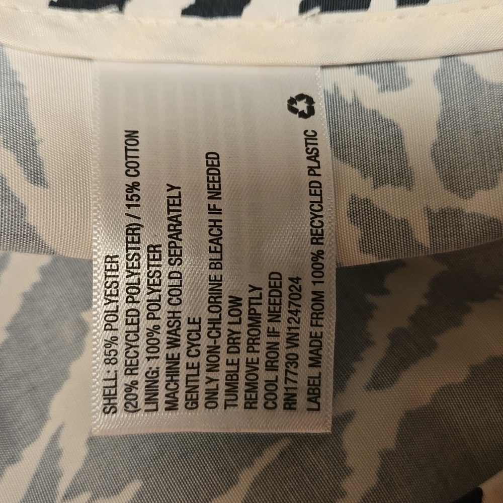 EUC, Sergio Hudson x Target Animal Print Strong Shoulder Trench Coat, Size Small - Picture 7 of 8